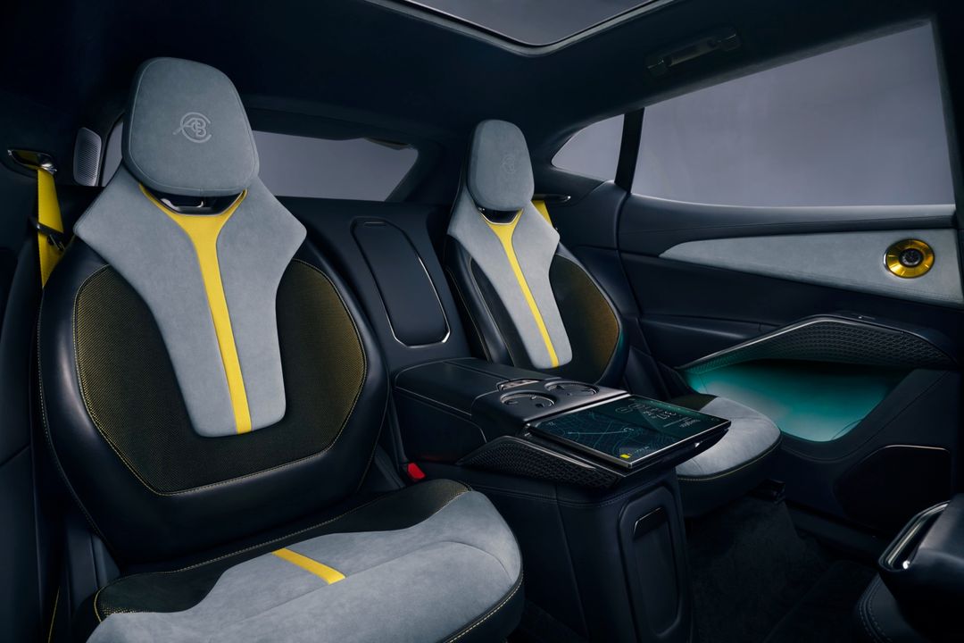 2025 Lotus Eletre Carbon
