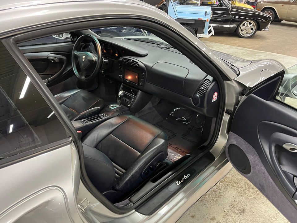 2001 Porsche 911/996 Turbo Coupe