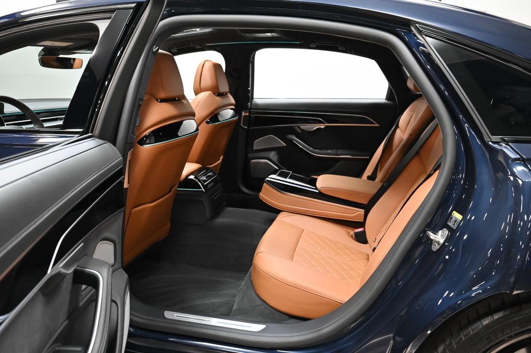 2022 Audi S8