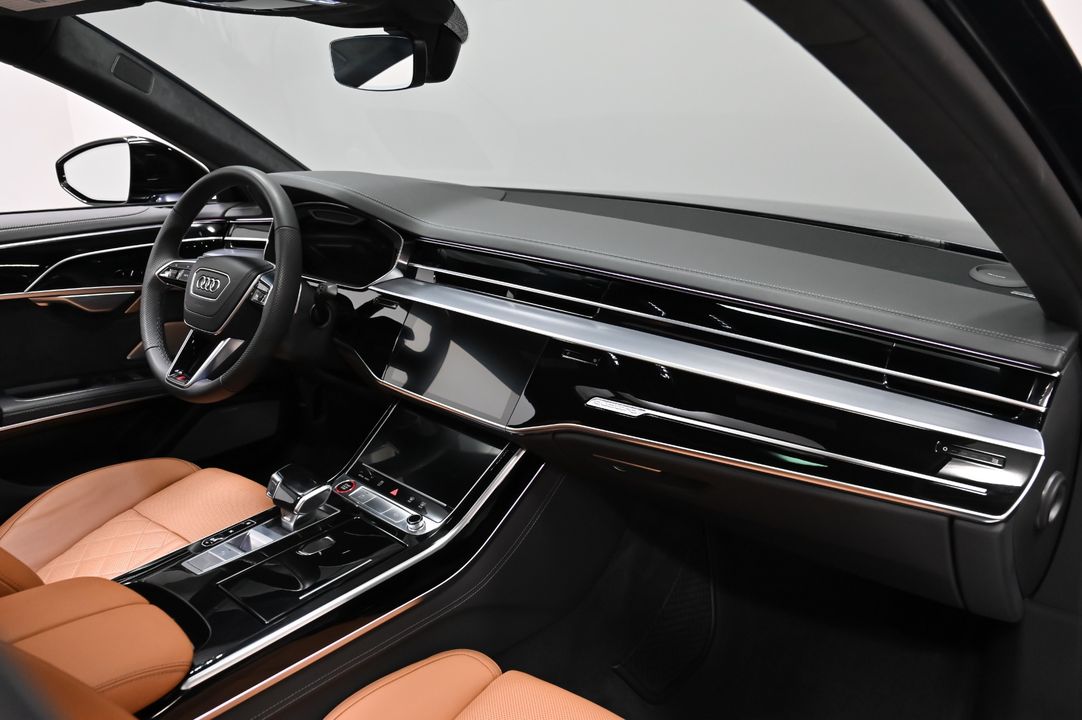 2022 Audi S8