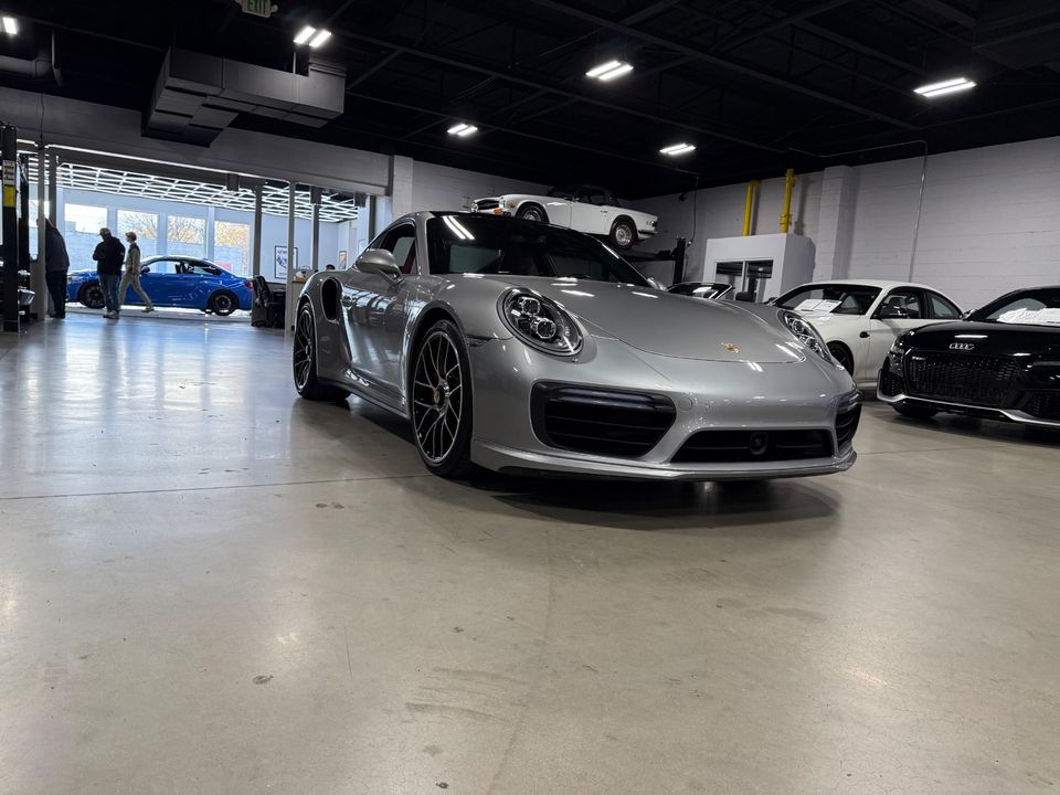 2018 PORSCHE 911 TURBO