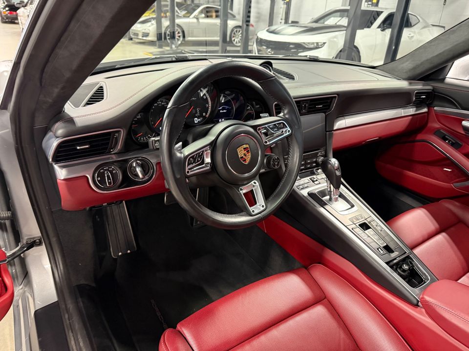 2018 PORSCHE 911 TURBO