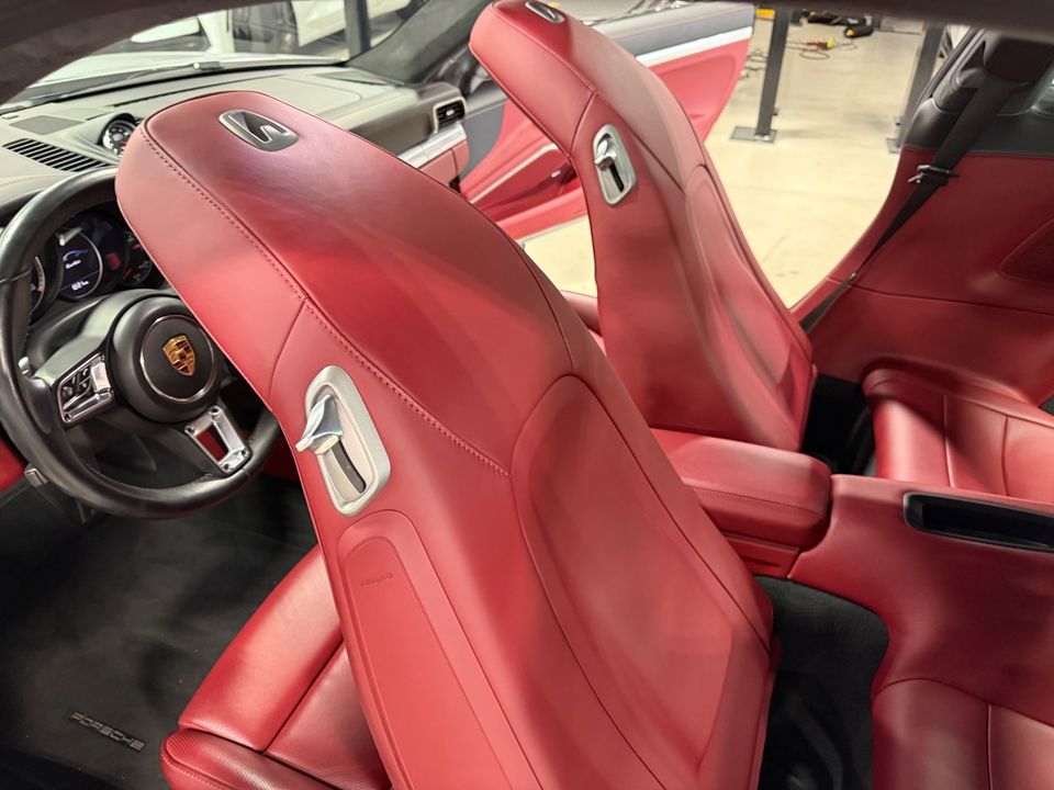 2018 PORSCHE 911 TURBO