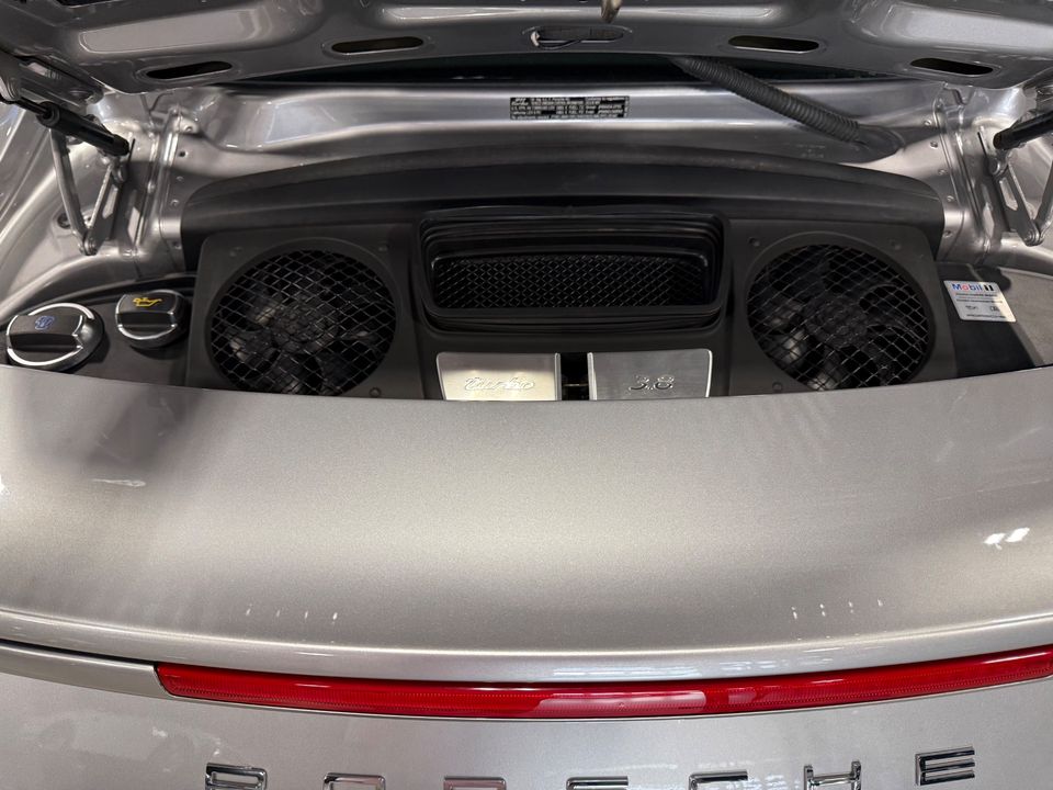 2018 PORSCHE 911 TURBO