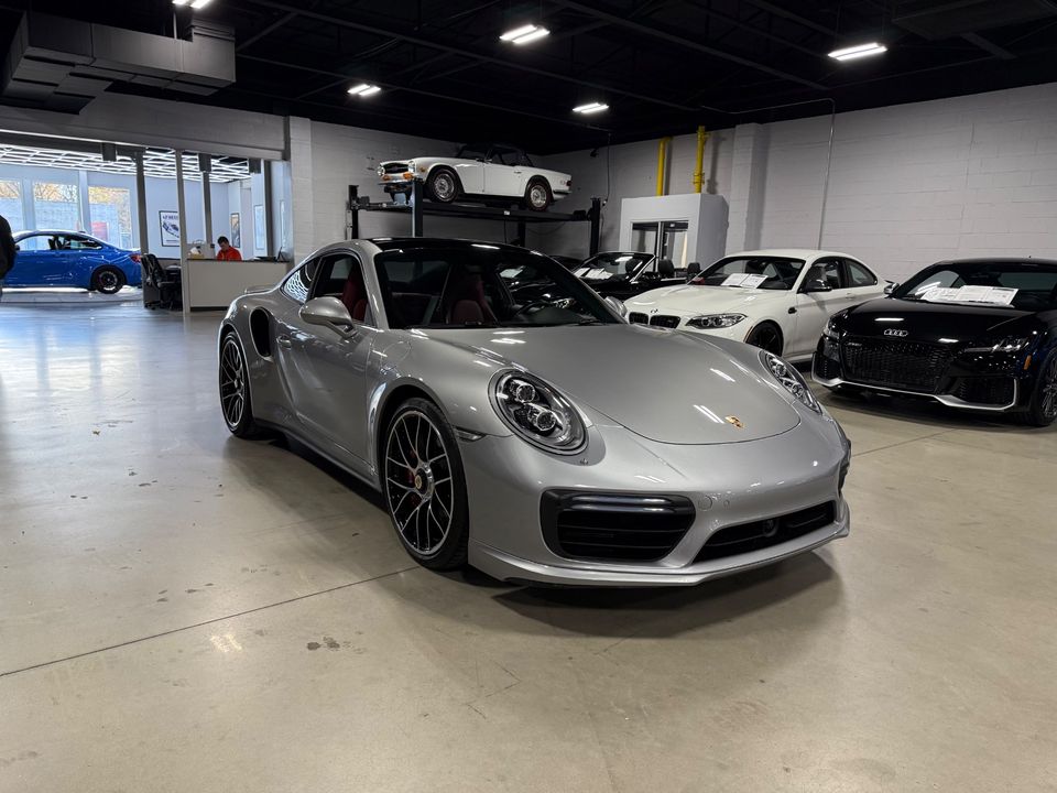 2018 PORSCHE 911 TURBO