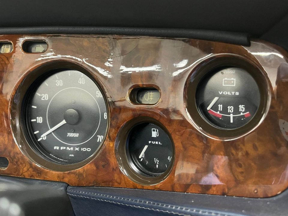 1989 Aston Martin V8 Vantage Volante 6.3L Prince of Wales Specification