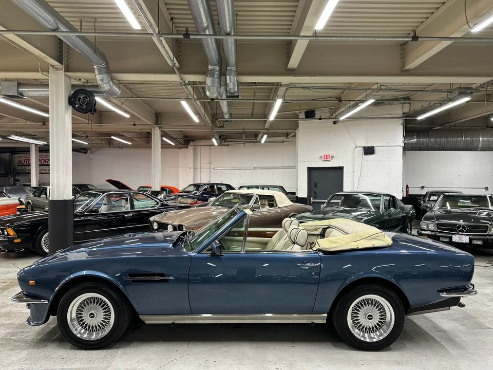 1987 Aston Martin V8 Volante