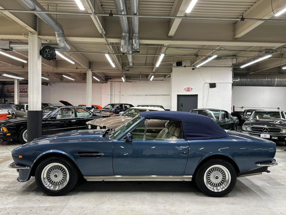 1987 Aston Martin V8 Volante