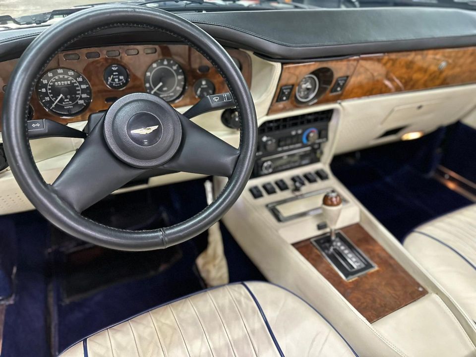 1987 Aston Martin V8 Volante