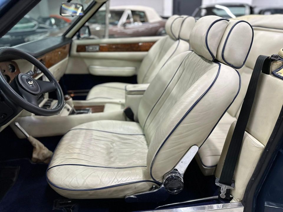 1987 Aston Martin V8 Volante