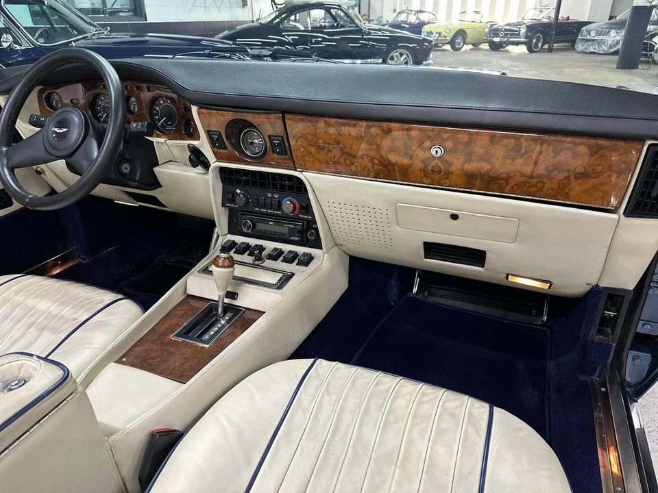 1987 Aston Martin V8 Volante