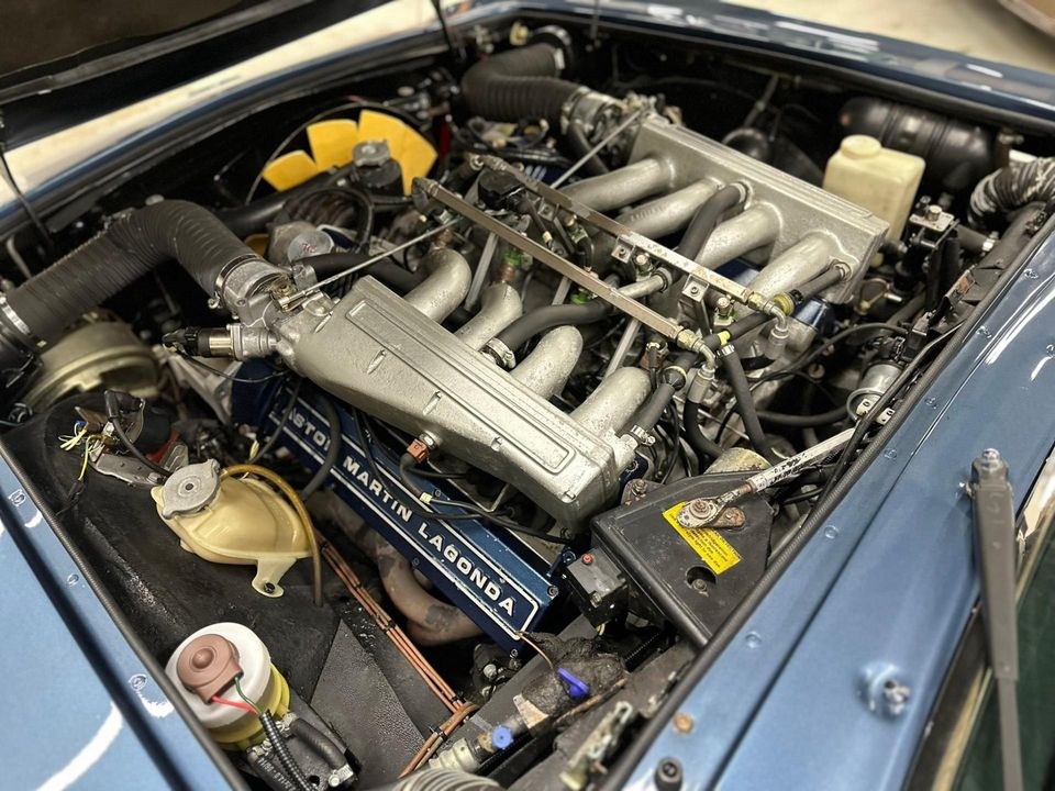1987 Aston Martin V8 Volante