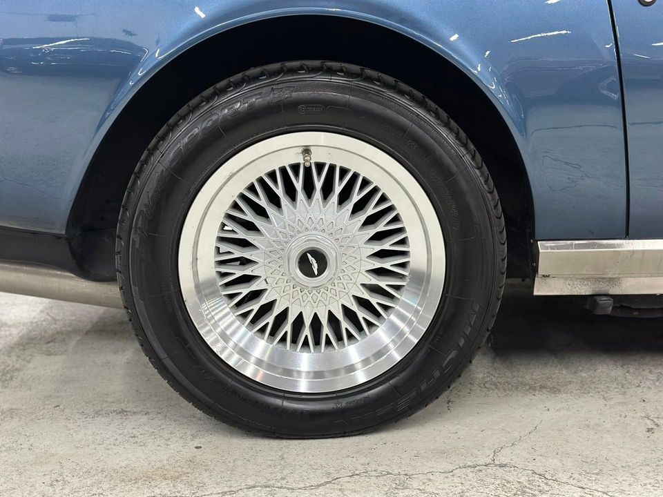 1987 Aston Martin V8 Volante