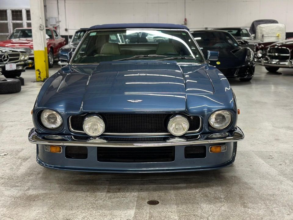 1987 Aston Martin V8 Volante