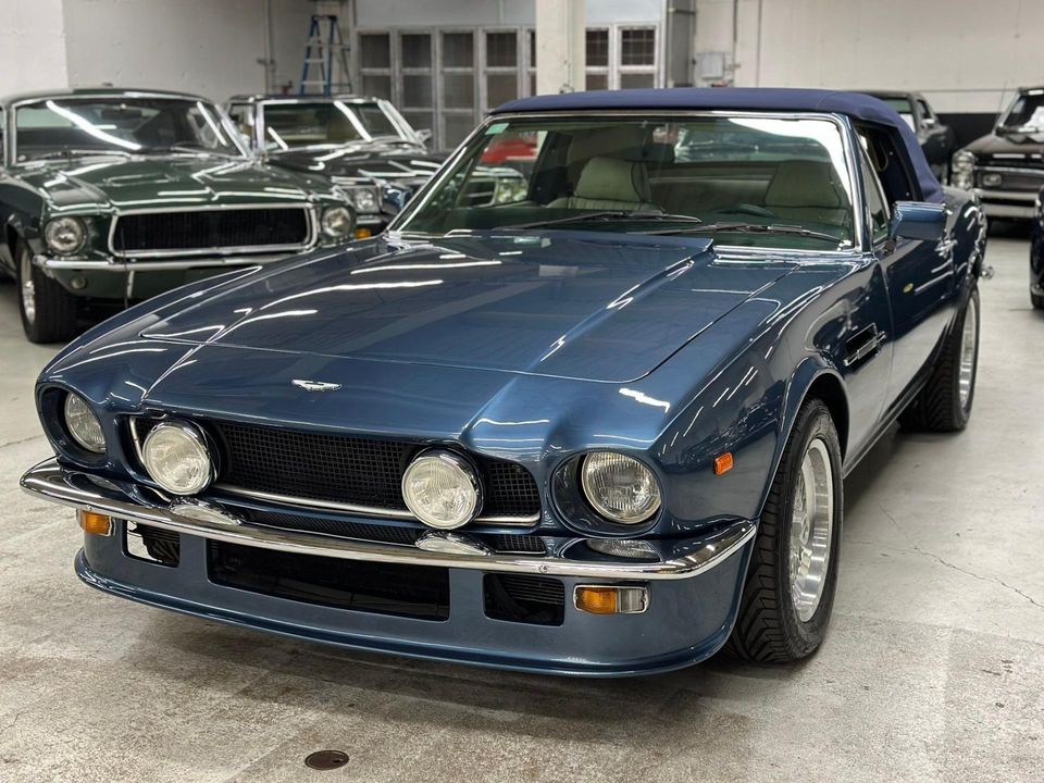 1987 Aston Martin V8 Volante