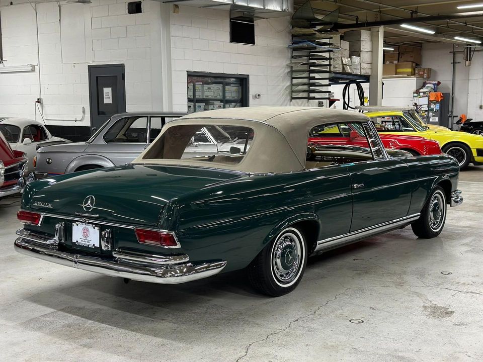 1965 Mercedes-Benz 220 SE Cabriolet