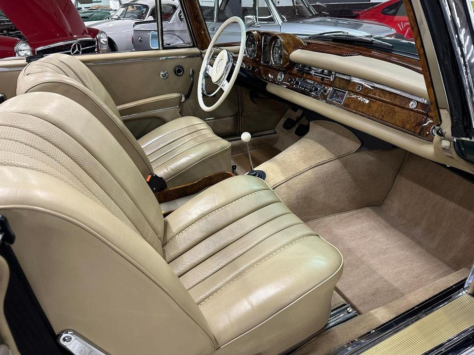 1965 Mercedes-Benz 220 SE Cabriolet