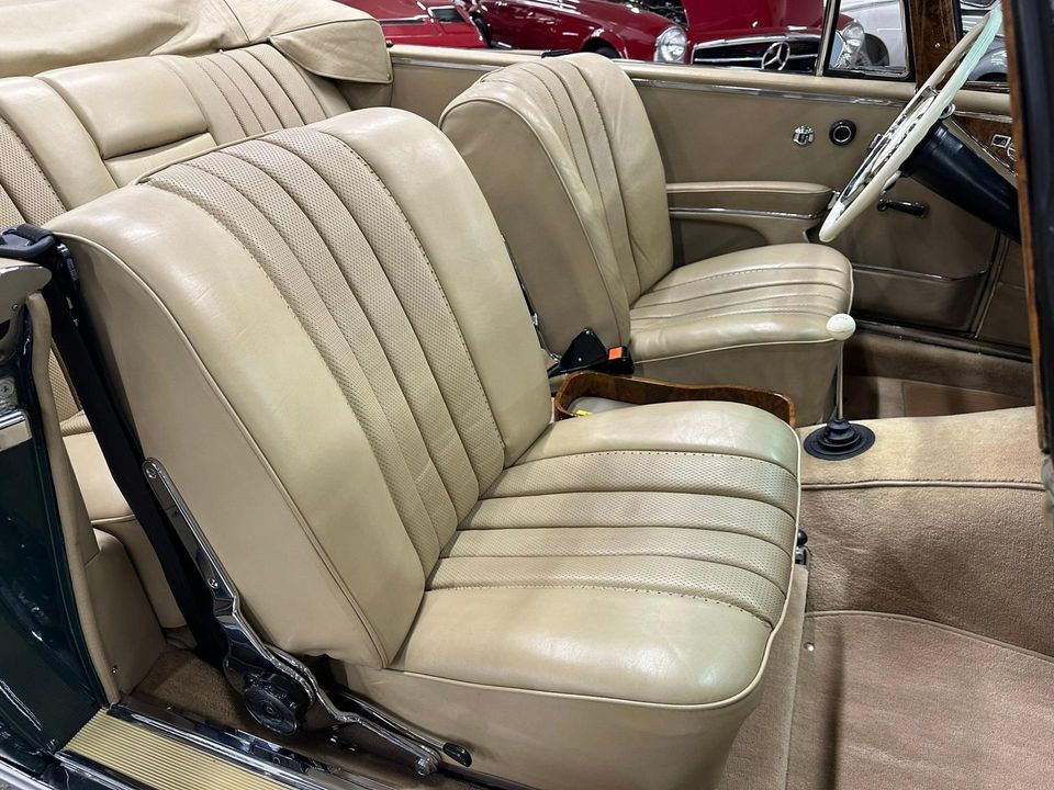 1965 Mercedes-Benz 220 SE Cabriolet