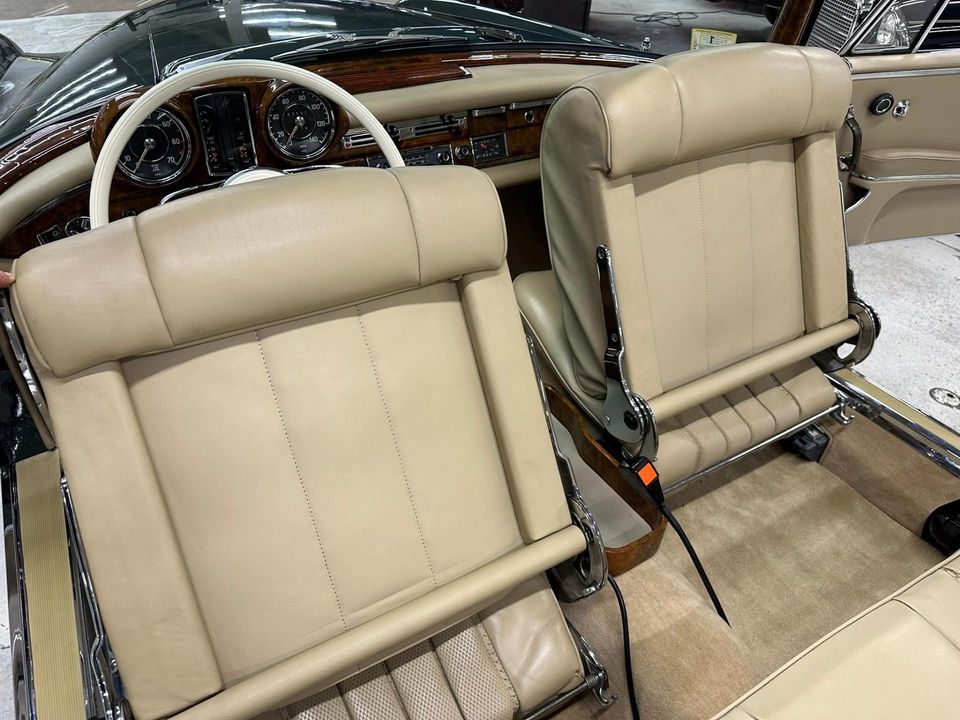 1965 Mercedes-Benz 220 SE Cabriolet