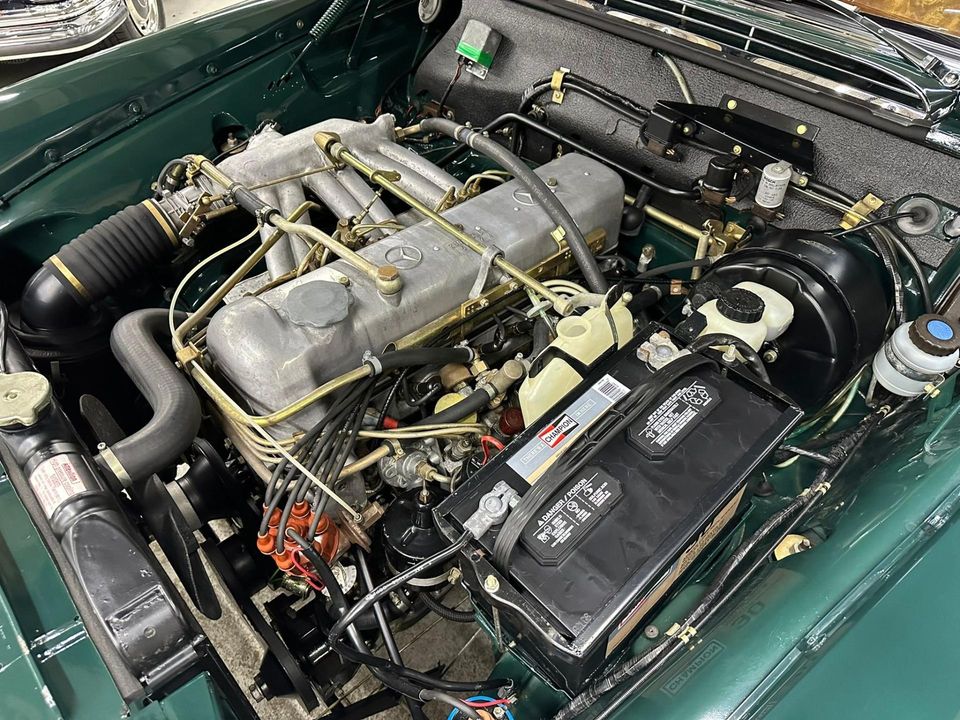 1965 Mercedes-Benz 220 SE Cabriolet