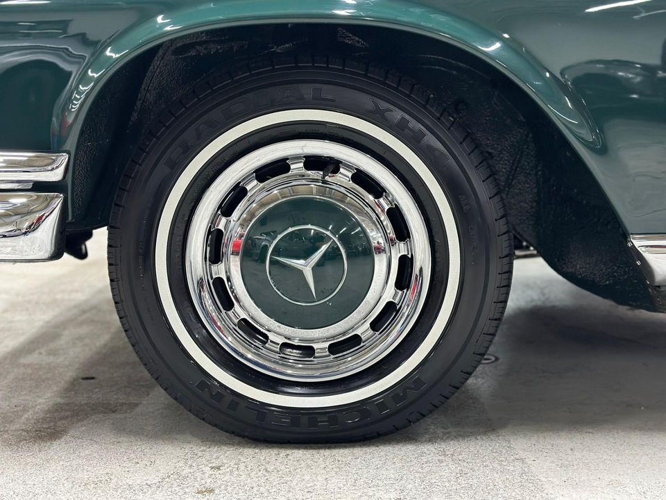 1965 Mercedes-Benz 220 SE Cabriolet