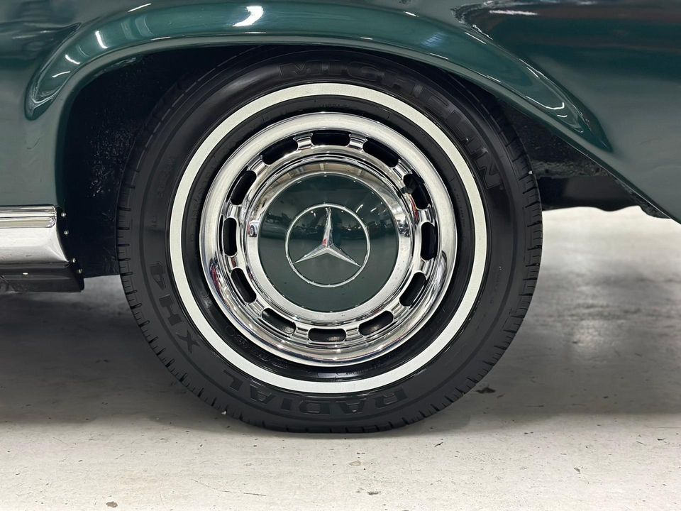 1965 Mercedes-Benz 220 SE Cabriolet