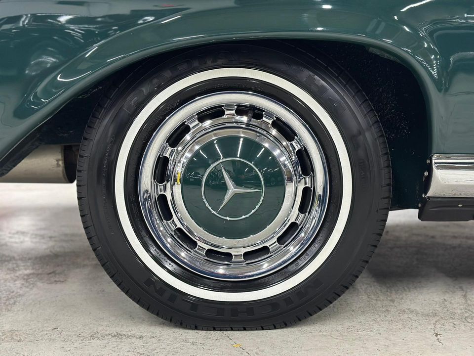 1965 Mercedes-Benz 220 SE Cabriolet