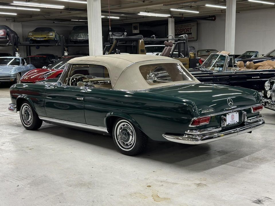 1965 Mercedes-Benz 220 SE Cabriolet