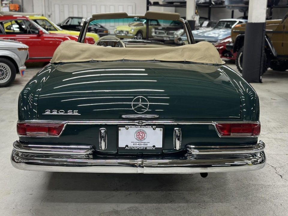 1965 Mercedes-Benz 220 SE Cabriolet