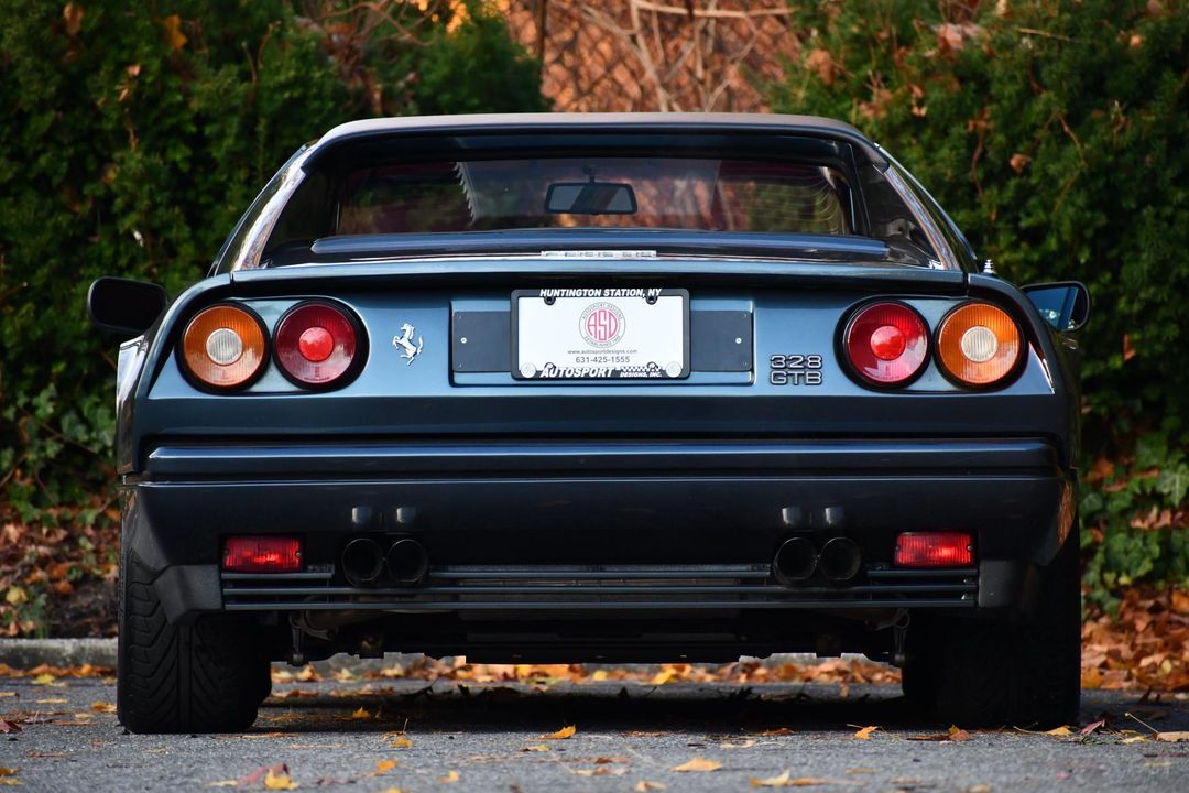 1986 Ferrari 328 GTB