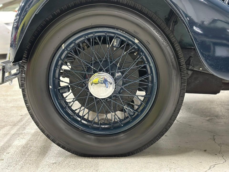1938 Bentley 4.25 Liter Park Ward Sports Saloon