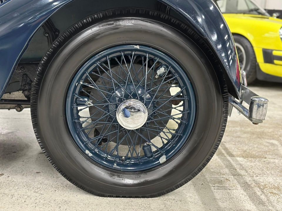 1938 Bentley 4.25 Liter Park Ward Sports Saloon