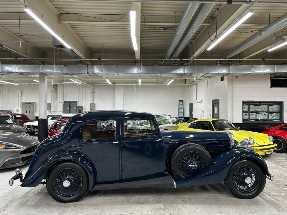 1938 Bentley 4.25 Liter Park Ward Sports Saloon