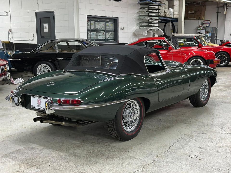1966 Jaguar E-Type 4.2 Liter series 1 Roadster