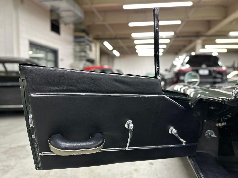 1966 Jaguar E-Type 4.2 Liter series 1 Roadster