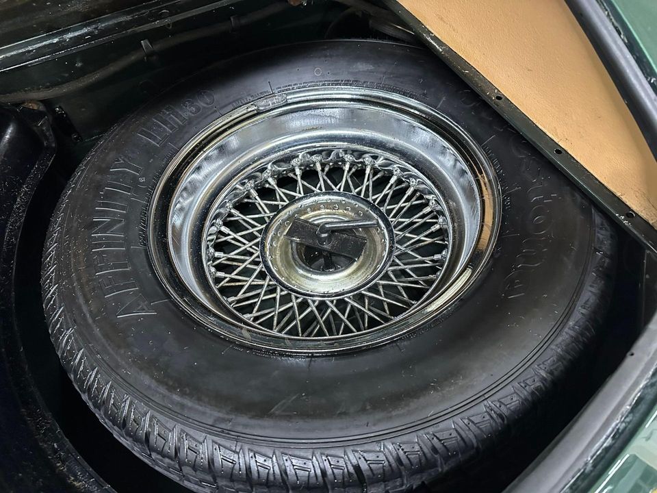 1966 Jaguar E-Type 4.2 Liter series 1 Roadster
