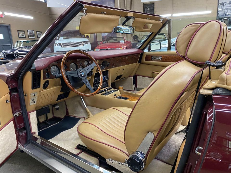 1985 Aston Martin V8 Volante