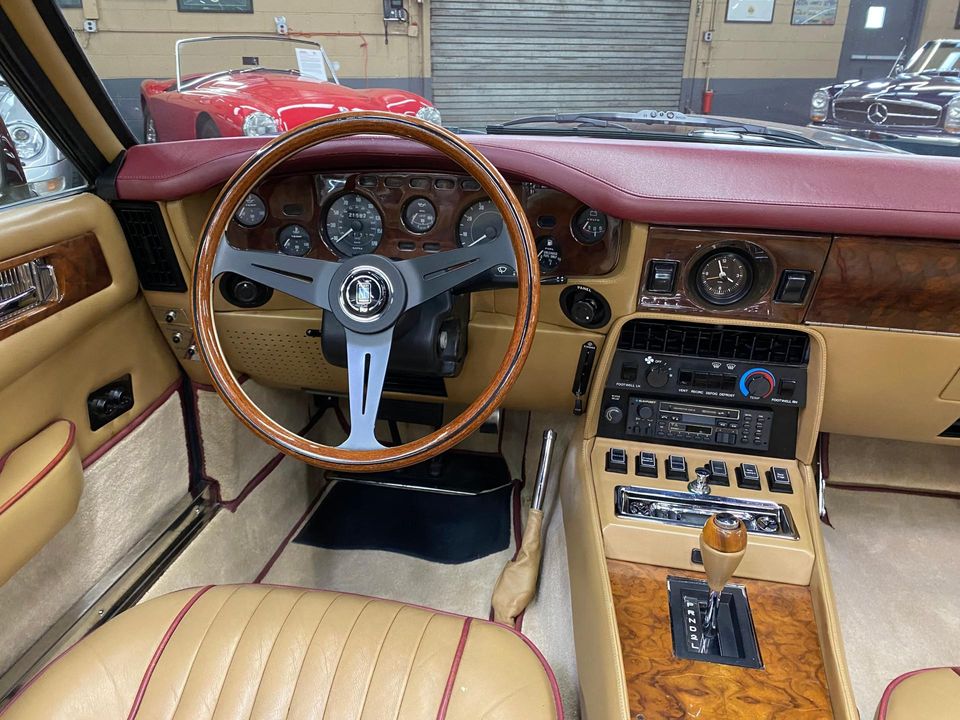 1985 Aston Martin V8 Volante