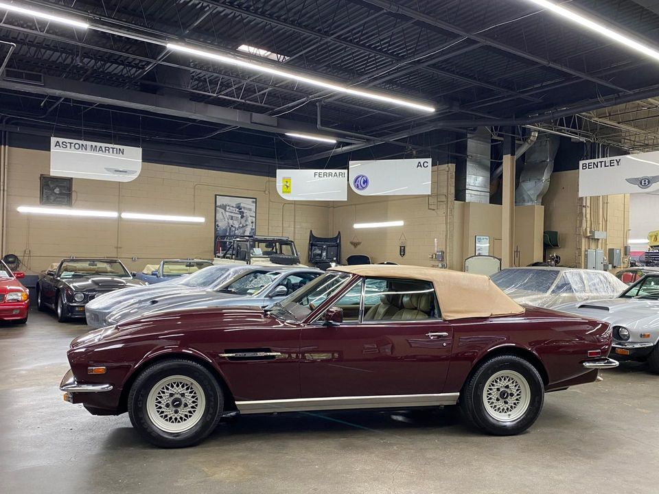 1985 Aston Martin V8 Volante