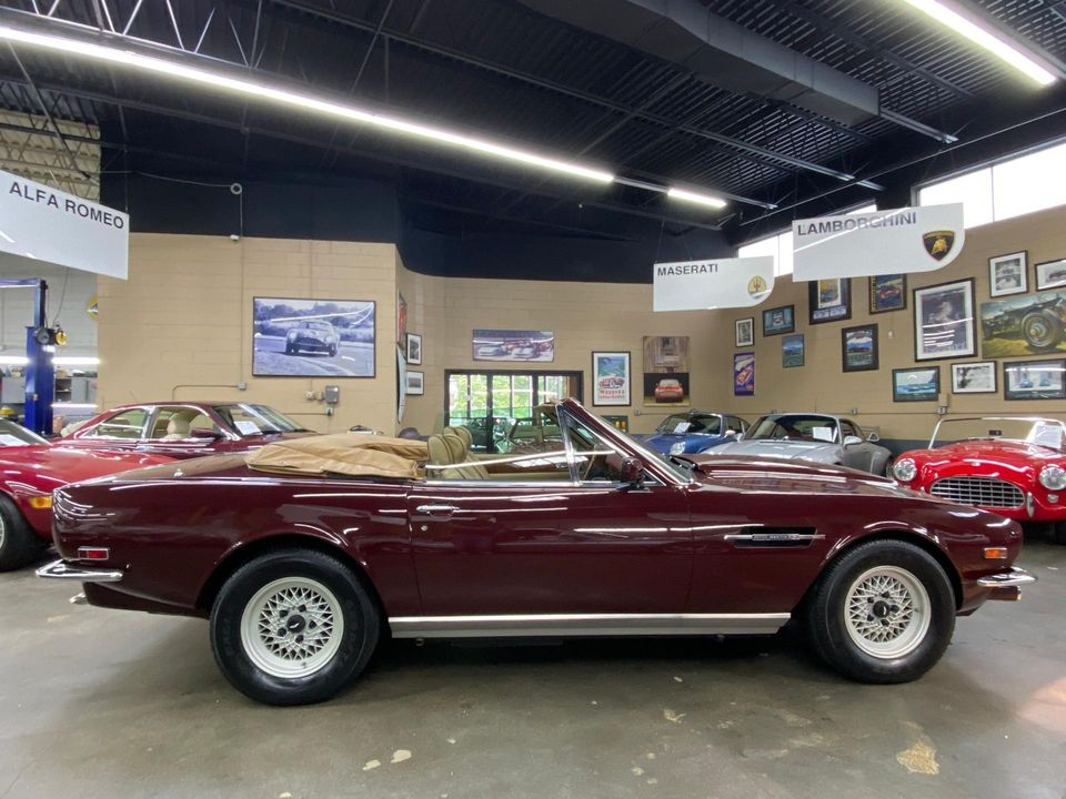 1985 Aston Martin V8 Volante