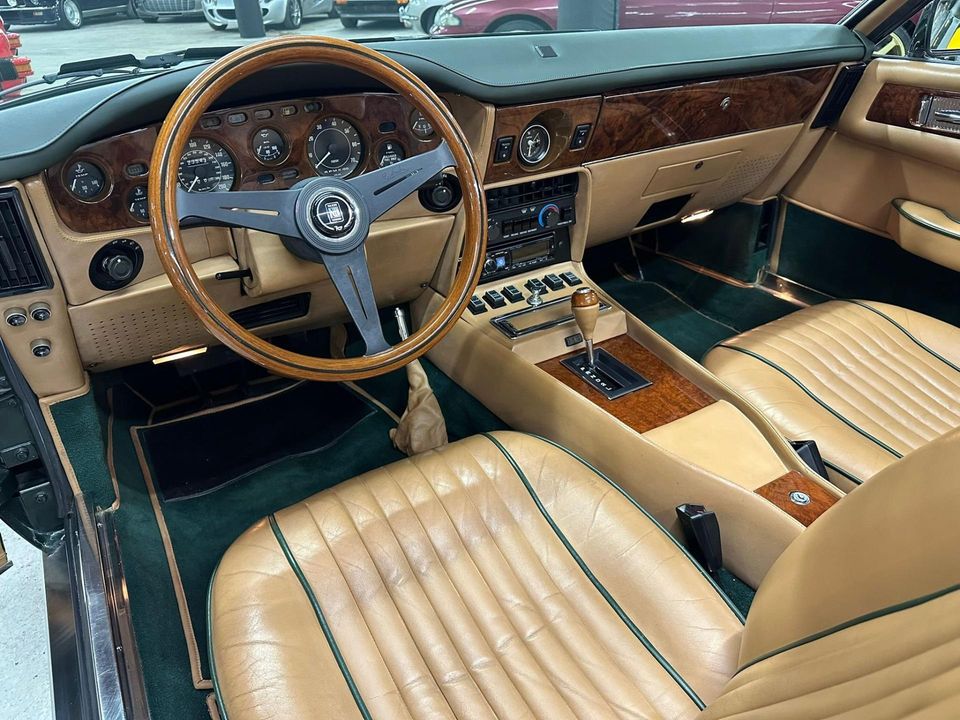 1989 Aston Martin V8 Volante