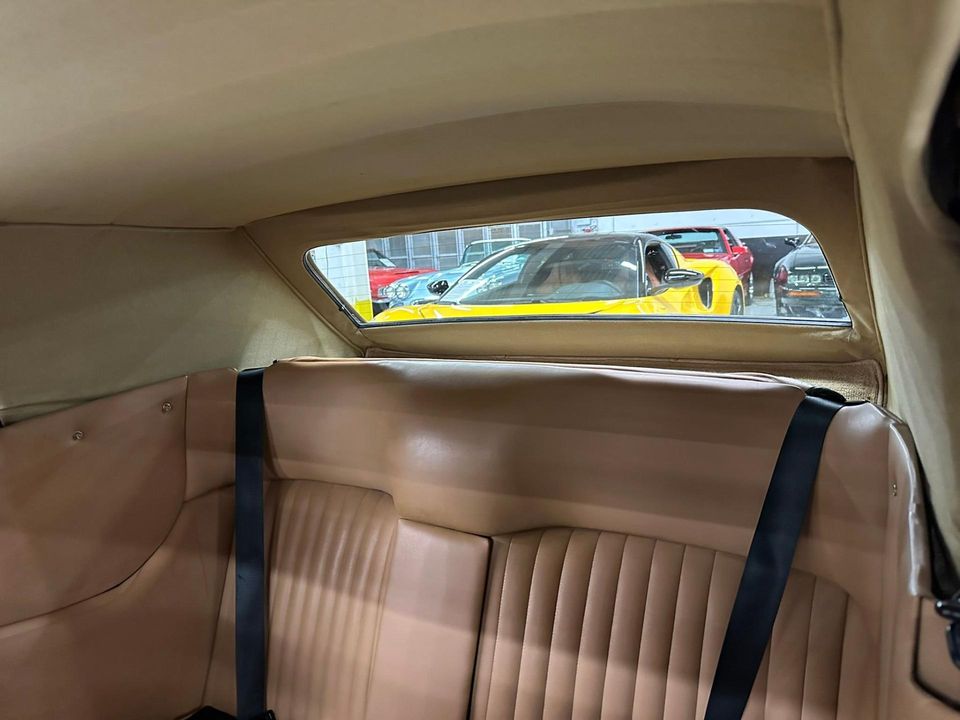 1989 Aston Martin V8 Volante