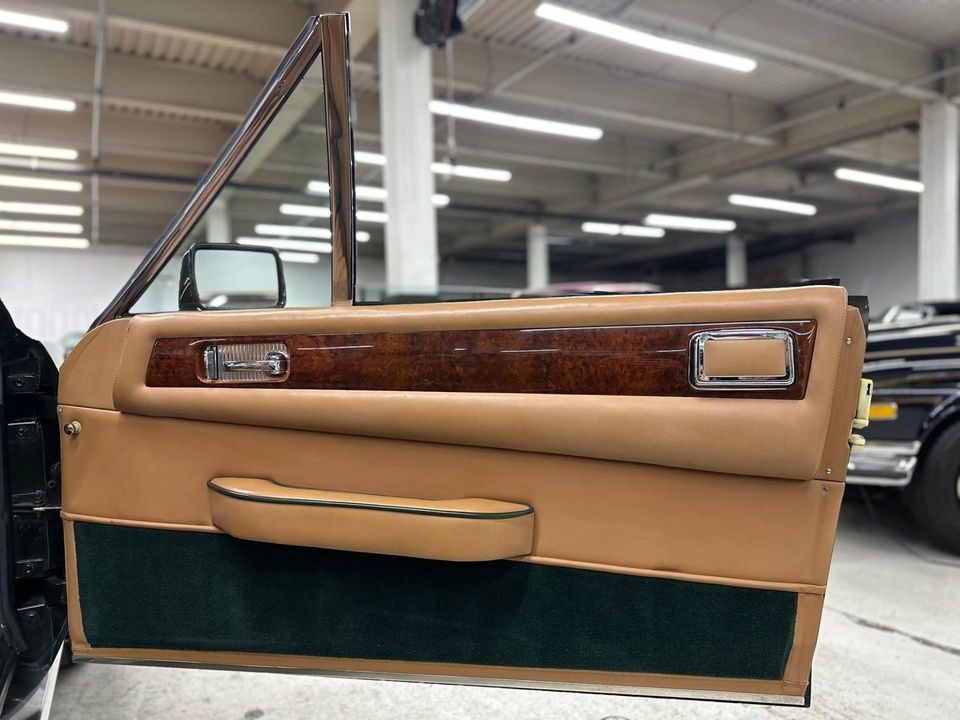 1989 Aston Martin V8 Volante