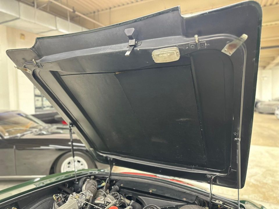 1989 Aston Martin V8 Volante