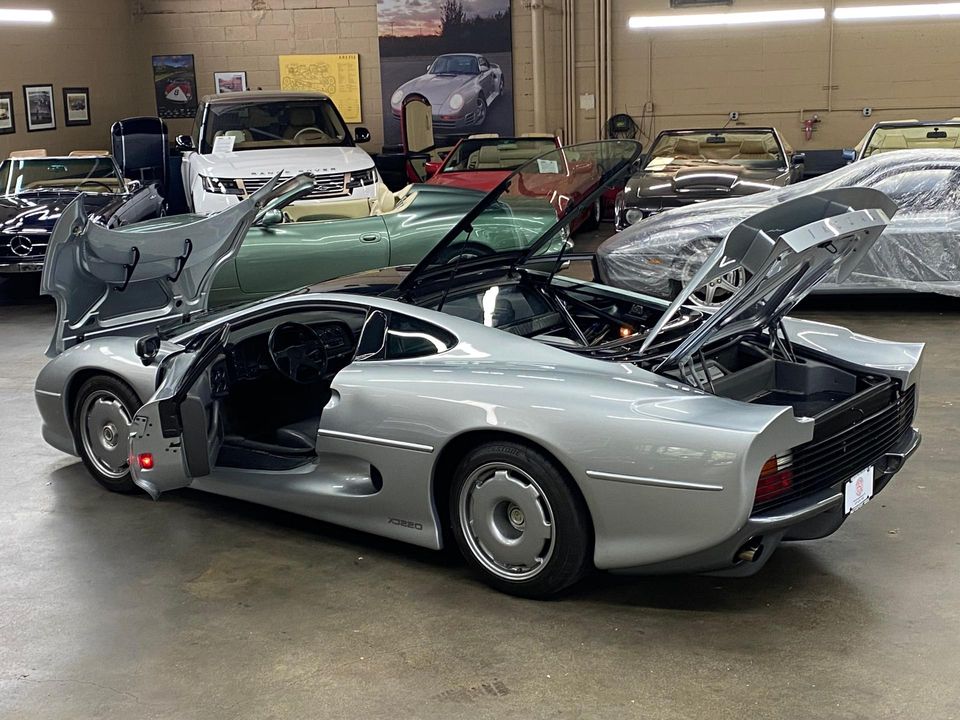 1994 Jaguar Xj220