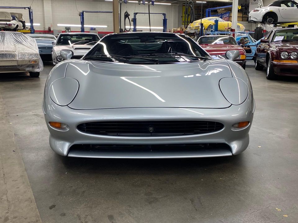 1994 Jaguar Xj220