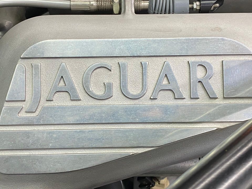1994 Jaguar Xj220