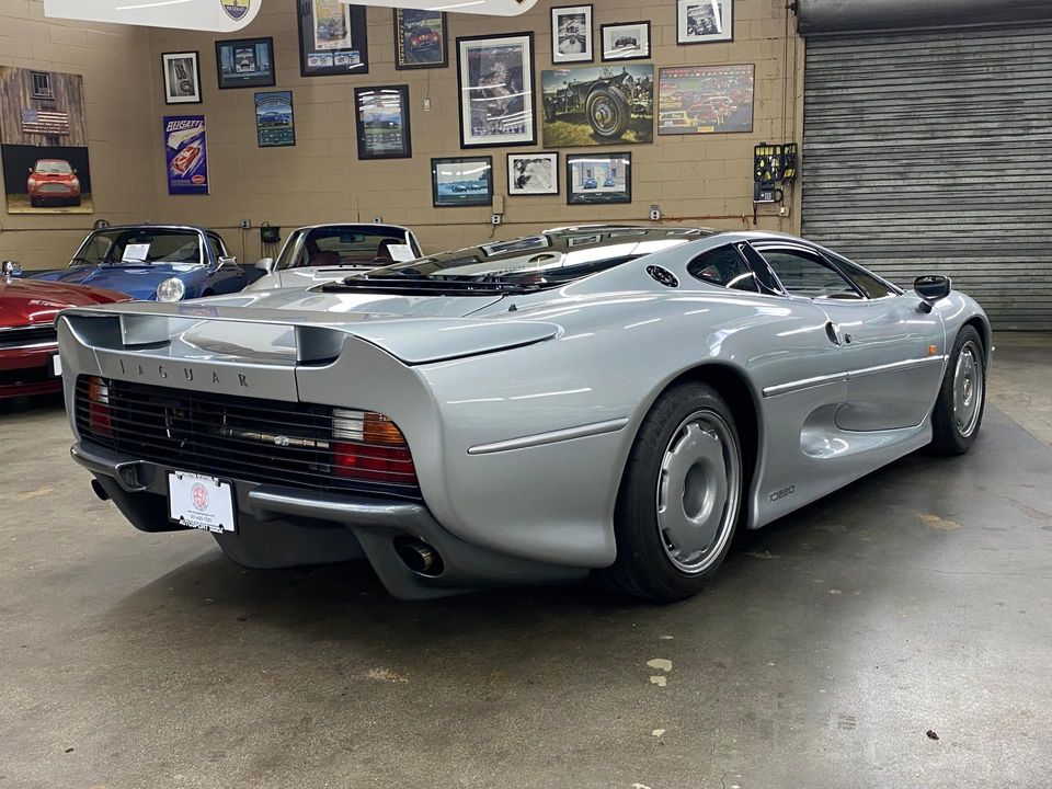 1994 Jaguar Xj220