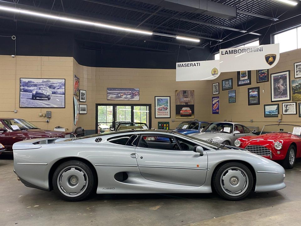 1994 Jaguar Xj220