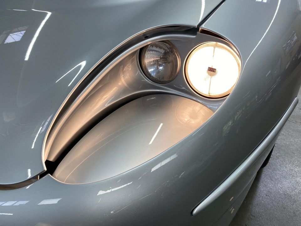 1994 Jaguar Xj220